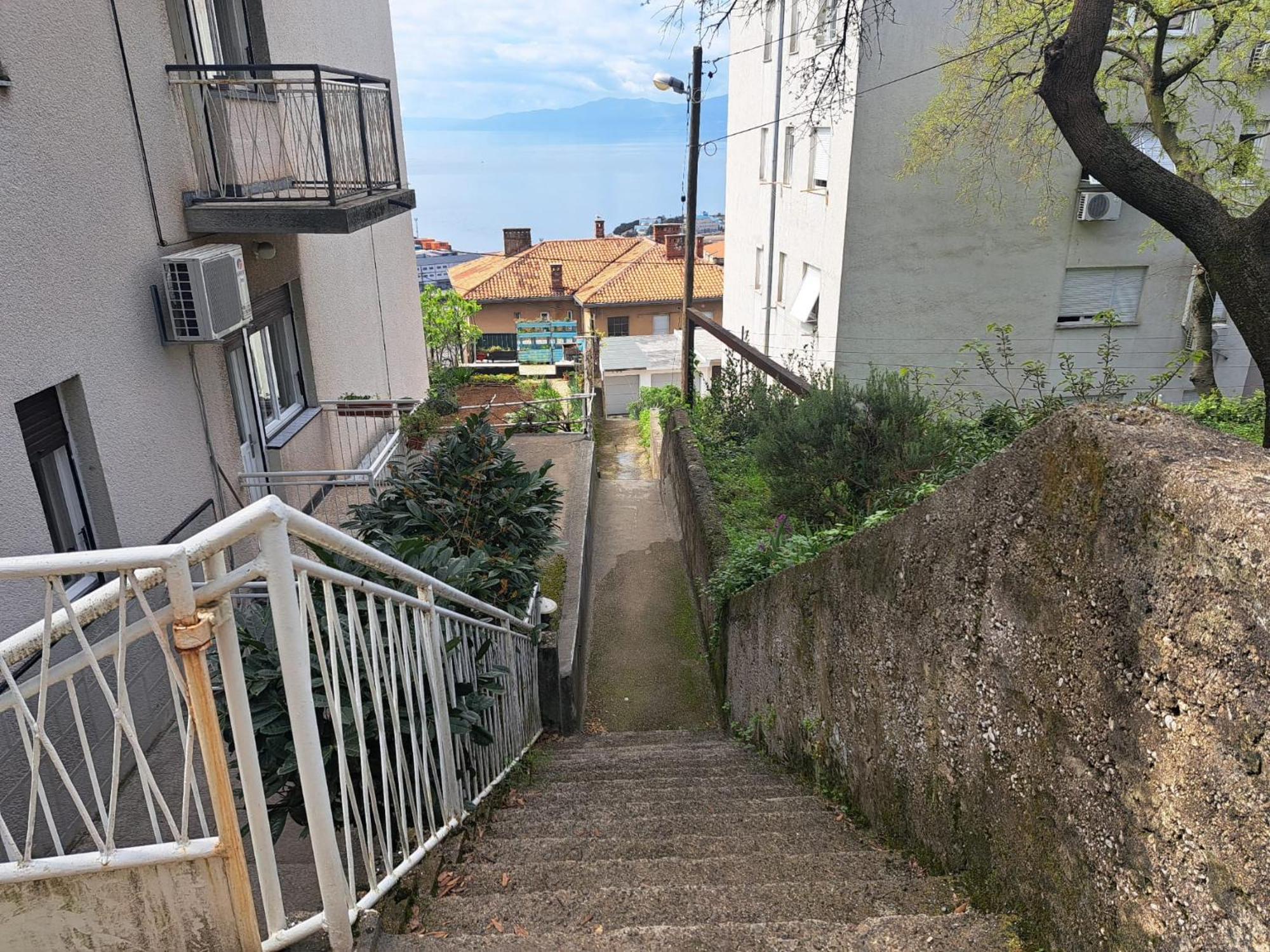 Adriari With Large Terrace Apartman