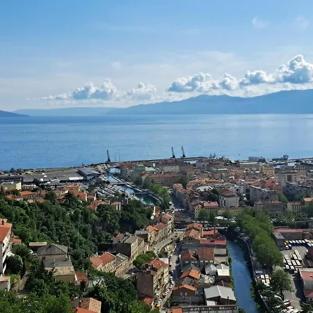 Studio Apartment Adriari With Large Terrace Rijeka Exterior photo